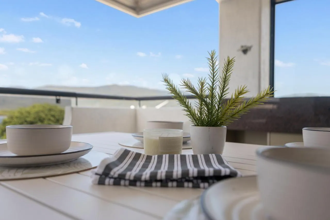 Stunning Coastal 3 Bedroom Apartment In Cairns Cbd Αυστραλία